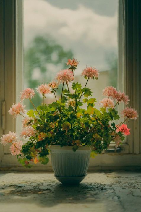 Instructor demonstrating bouquet